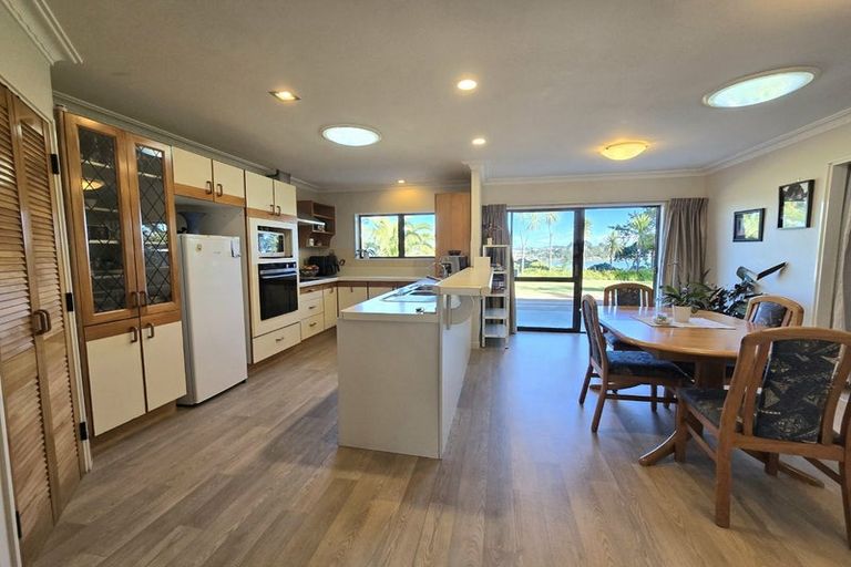 Photo of property in 41 Rewarewa Place, Matua, Tauranga, 3110