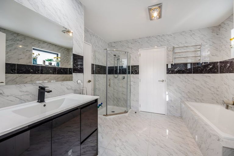 Photo of property in 42d Marr Road, Manurewa, Auckland, 2102