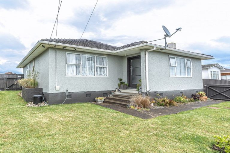 Photo of property in 75 Puriri Street, Gonville, Whanganui, 4501