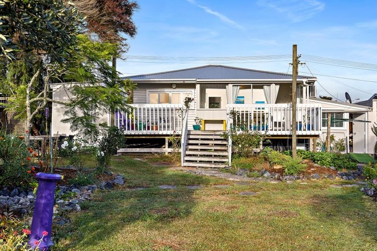 Photo of property in 12 Washington Avenue, Snells Beach, 0920