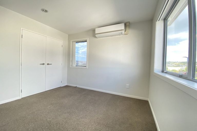 Photo of property in 24 Pencaitland Drive, Flat Bush, Auckland, 2019
