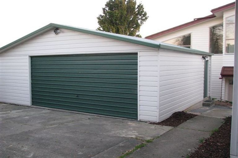 Photo of property in 14 Binda Place, Botany Downs, Auckland, 2010