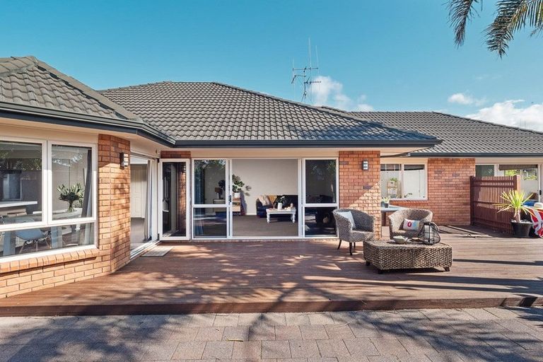 Photo of property in 42 Tuihana Drive, Papamoa Beach, Papamoa, 3118
