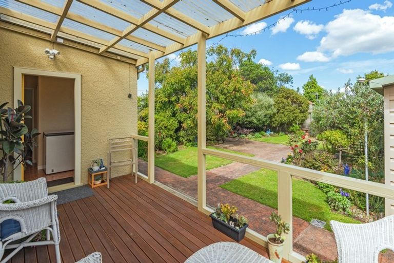 Photo of property in 34 Rongopai Street, Palmerston North, 4414