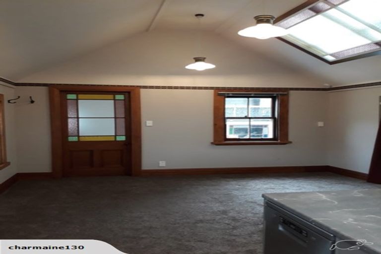 Photo of property in 25 Rodrigo Road, Kilbirnie, Wellington, 6022