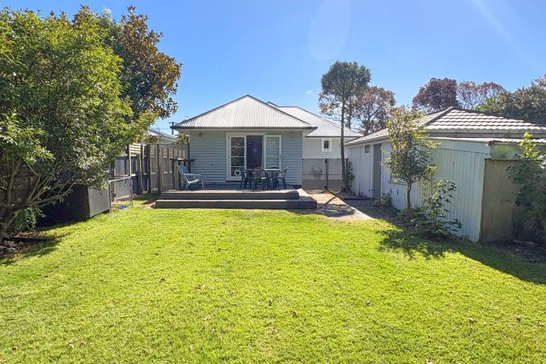 Photo of property in 102 Rose Street, Somerfield, Christchurch, 8024