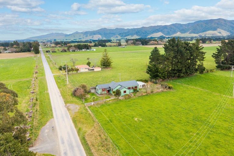 Photo of property in 992 Top Grass Road, Dannevirke, 4972