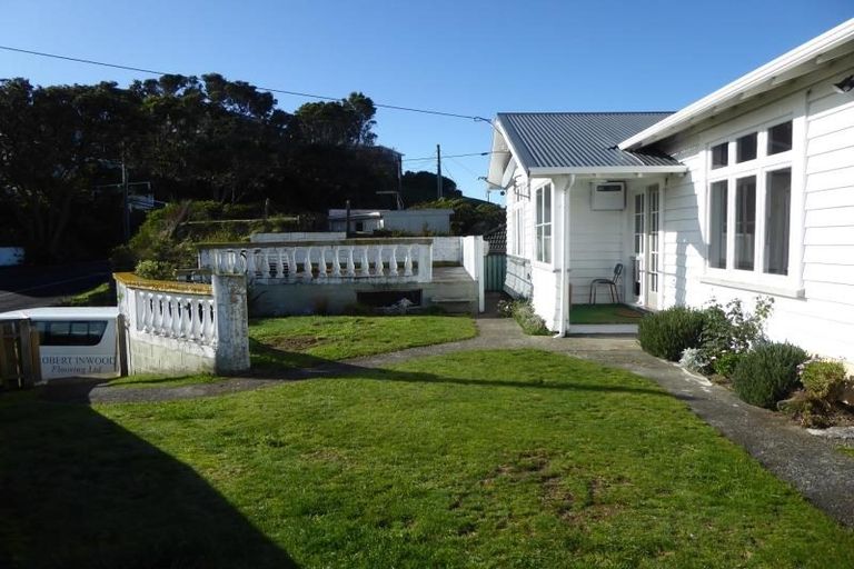 Photo of property in 156 Totara Road, Miramar, Wellington, 6022