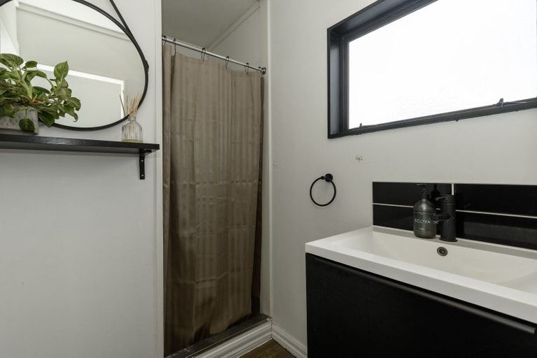 Photo of property in 2/11 Robins Road, Judea, Tauranga, 3110