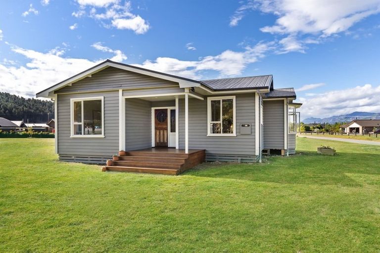 Photo of property in 11g Atkins Road, Luggate, Wanaka, 9382