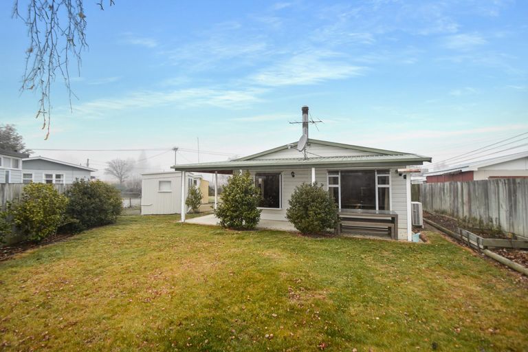 Photo of property in 35 Tekapo Drive, Twizel, 7901