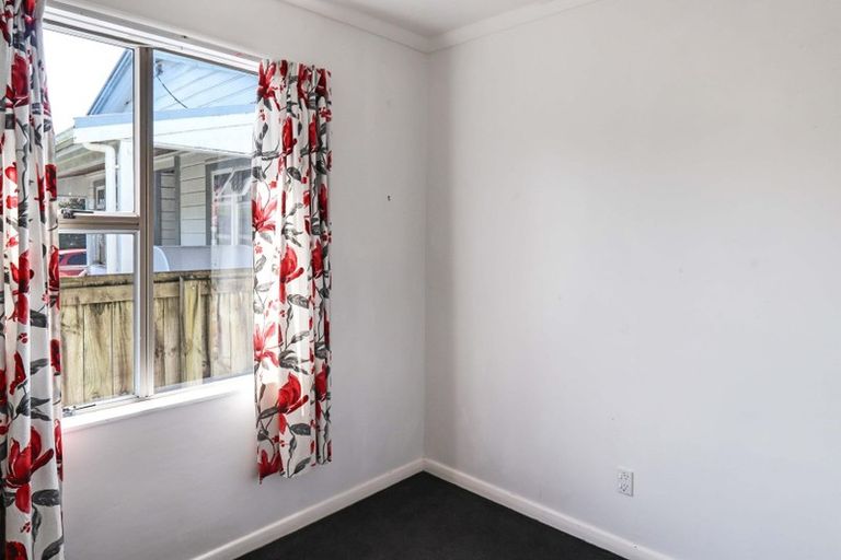 Photo of property in 48 Connolly Street, Boulcott, Lower Hutt, 5010