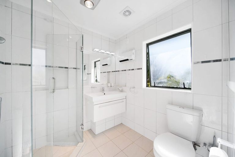 Photo of property in 180 Settlement Road, Papakura, 2110