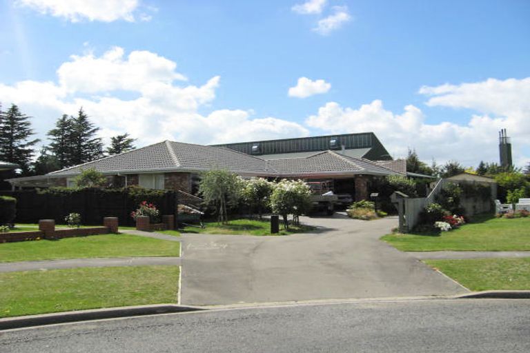 Photo of property in 13 Oldham Place, Darfield, 7510