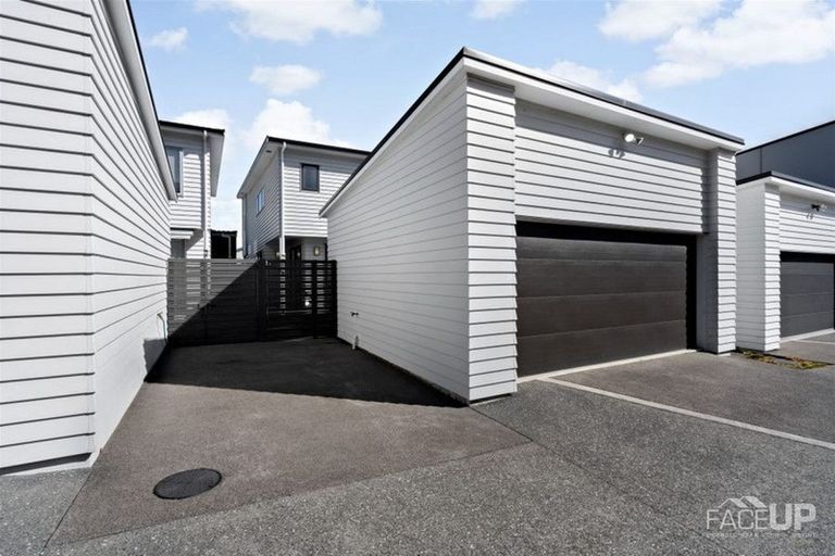 Photo of property in 4 Kotuku Lane, Hobsonville, Auckland, 0616