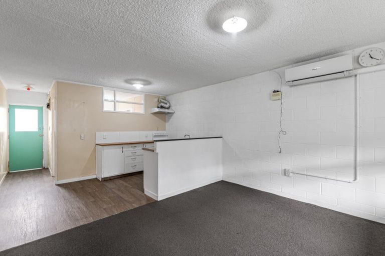 Photo of property in 2/53 Albert Street, Hamilton East, Hamilton, 3216