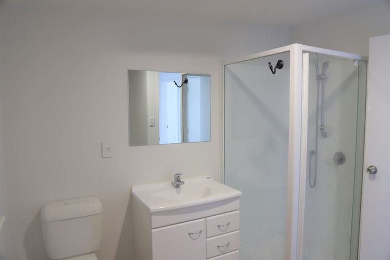 Photo of property in 2/44 Packe Street, Edgeware, Christchurch, 8013