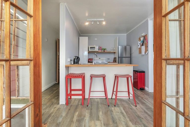 Photo of property in 1/55 Salisbury Road, Birkdale, Auckland, 0626