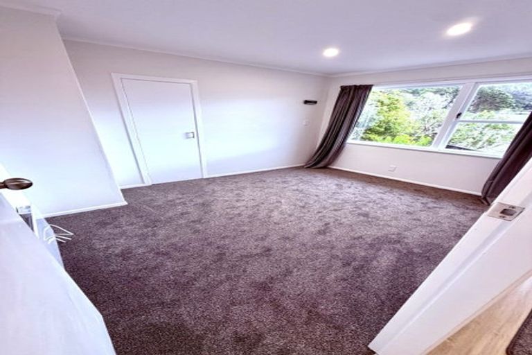 Photo of property in 9 Damian Grove, Waterloo, Lower Hutt, 5011