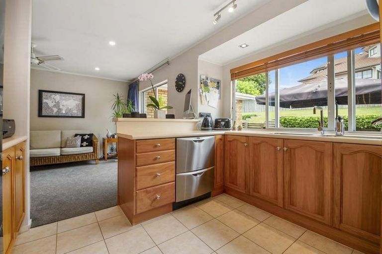 Photo of property in 13 Leicester Parade, Somerville, Auckland, 2014