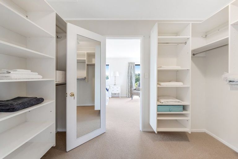 Photo of property in 4 Patros Place, Bucklands Beach, Auckland, 2012