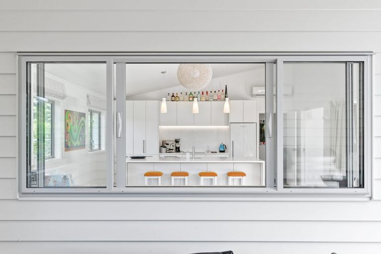 Photo of property in 2 Meridian Place, Matapouri, Whangarei, 0173