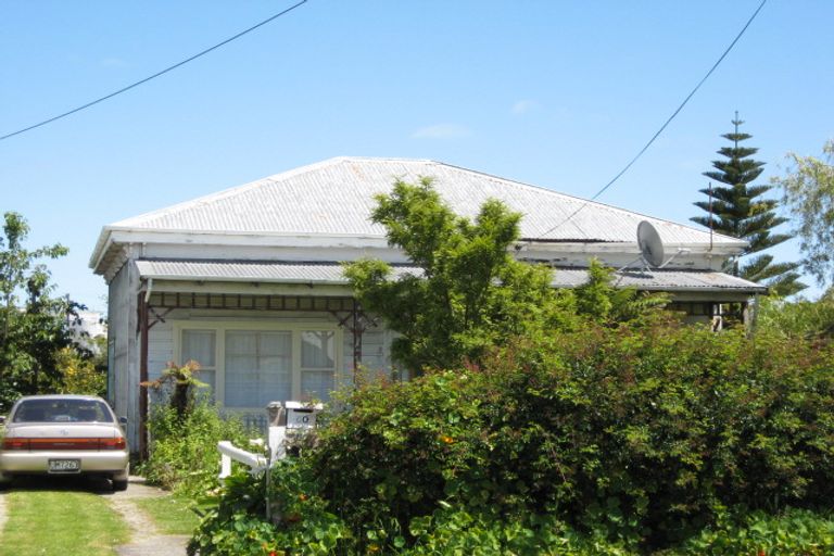 Photo of property in 60 Romilly Street, Westport, 7825