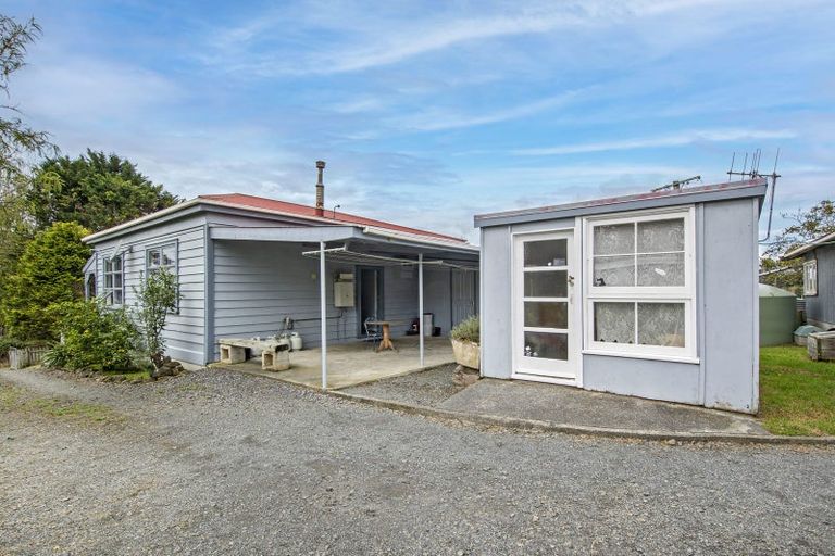 Photo of property in 813 Paradise Road, Tangiteroria, 0381