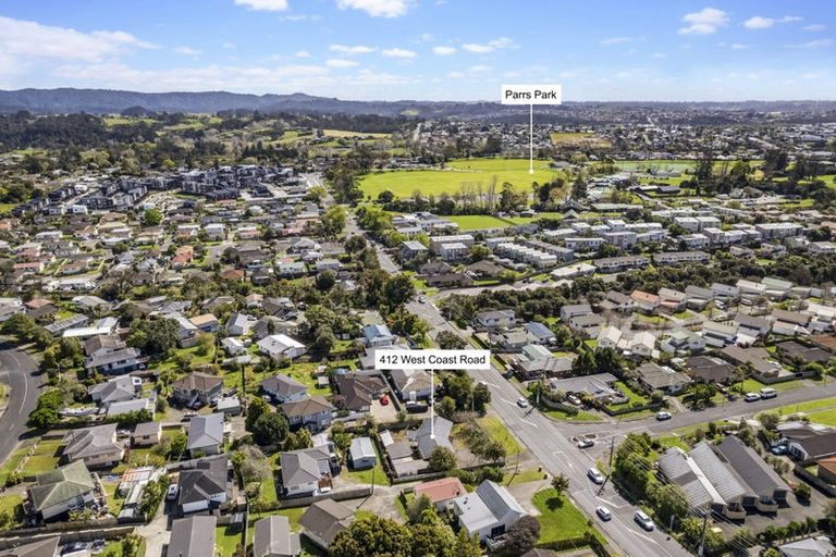Photo of property in 412 West Coast Road, Glen Eden, Auckland, 0602