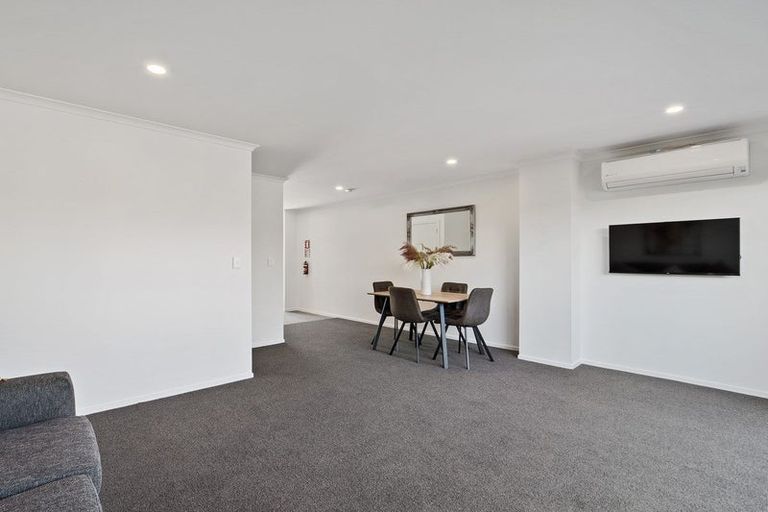 Photo of property in 17/159 Upper Harbour Highway, Unsworth Heights, Auckland, 0632