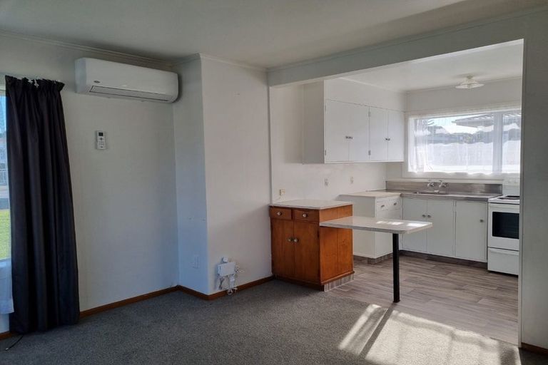Photo of property in 1 Mana Avenue, Titahi Bay, Porirua, 5022