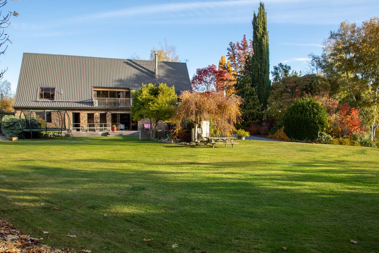 Photo of property in 545 Dunstan Road, Alexandra, 9391