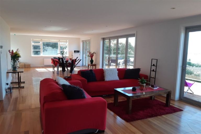Photo of property in 93 Mount Pleasant Road, Mount Pleasant, Christchurch, 8081