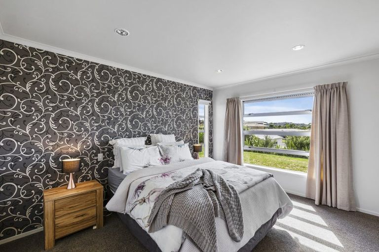 Photo of property in 28a Weka Street, Mangawhai, 0505