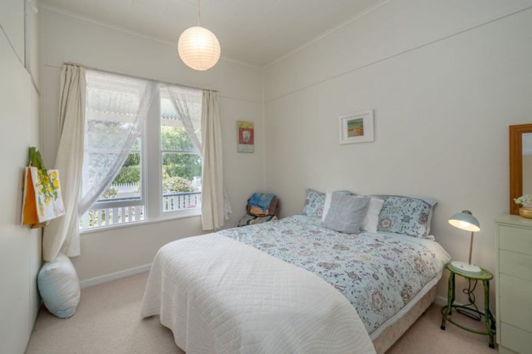 Photo of property in 106 Fox Street, Featherston, 5710