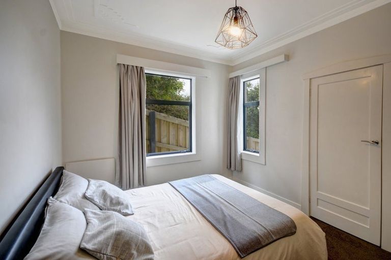 Photo of property in 2 Doon Street, Vauxhall, Dunedin, 9013