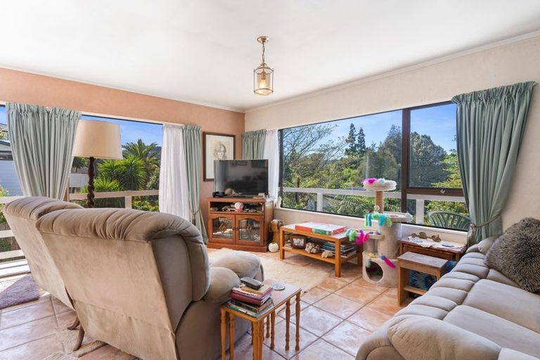 Photo of property in 132 Isabel Street, Whangamata, 3620