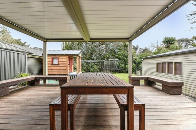 Photo of property in 76 Marlborough Avenue, Glenfield, Auckland, 0629