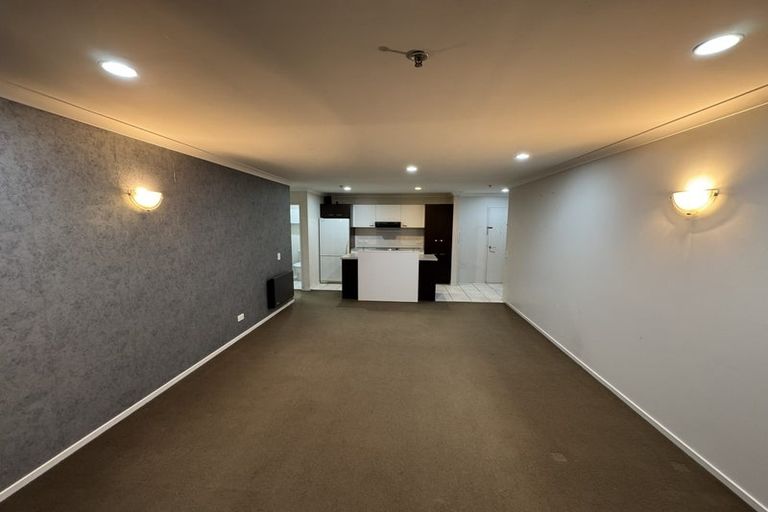 Photo of property in 4n/160 Symonds Street, Eden Terrace, Auckland, 1010
