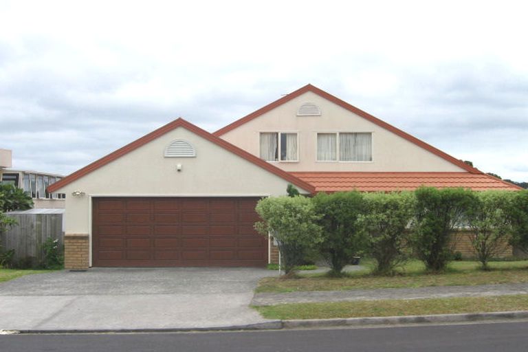 Photo of property in 7 Stephanie Close, Glenfield, Auckland, 0629