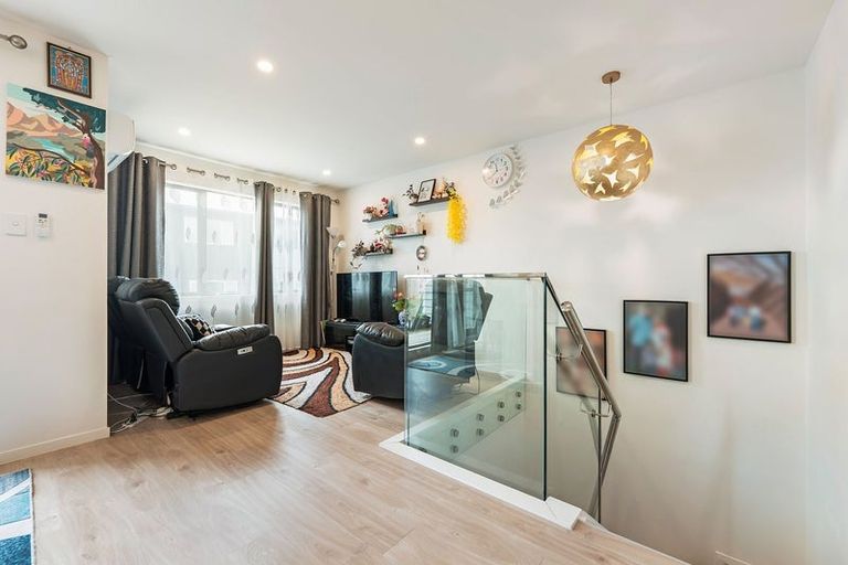 Photo of property in 9c Matuhi Rise, Henderson, Auckland, 0612