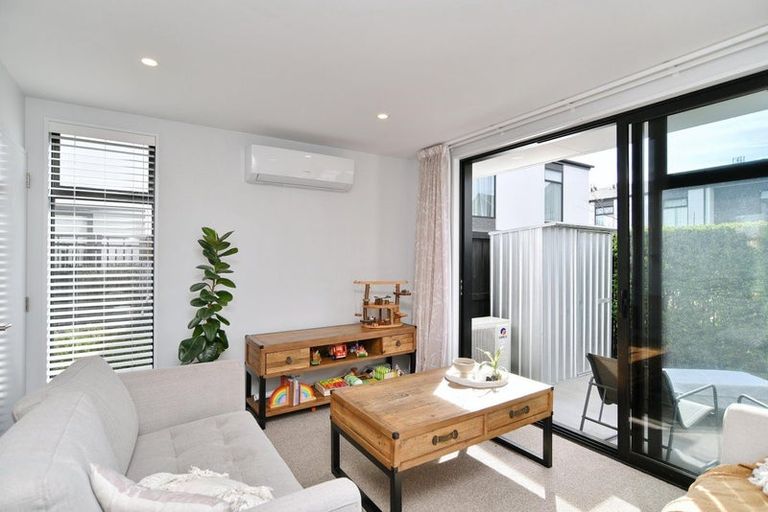 Photo of property in 3/8 New Brighton Road, Shirley, Christchurch, 8061