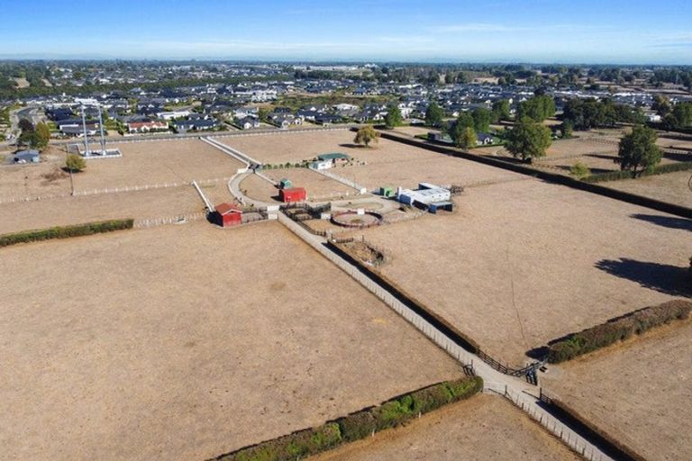 Photo of property in 86 Saint Kilda Road, Cambridge, 3493