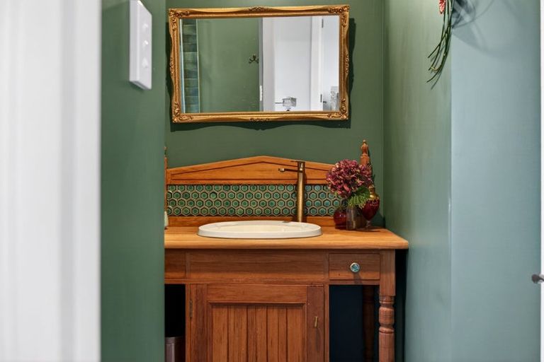 Photo of property in 2760 South Head Road, South Head, 0874