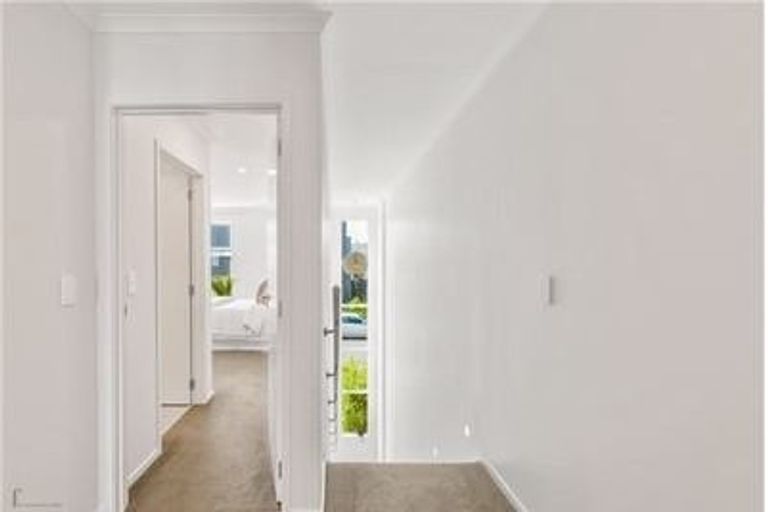 Photo of property in 9 Walter Merton Road, Hobsonville, Auckland, 0616