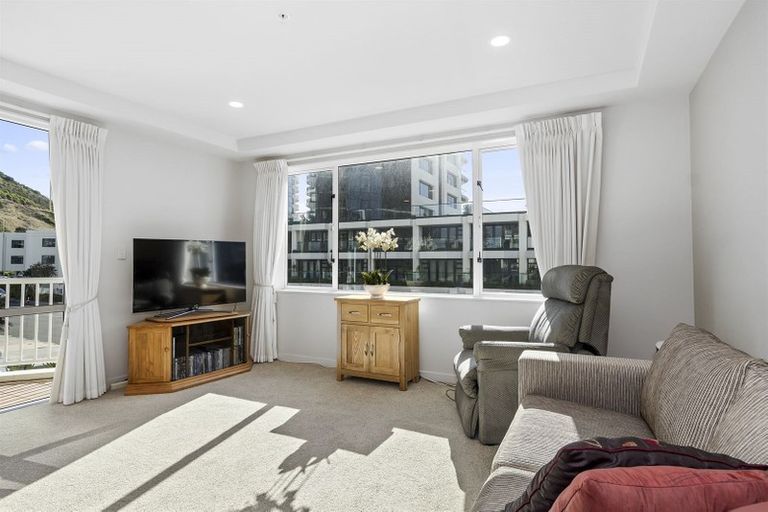 Photo of property in Beaumont Apartments, 8/12 Maunganui Road, Mount Maunganui, 3116