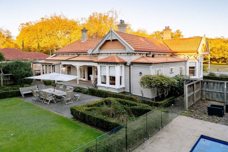 Photo of property in 2 Thornton Road, Cambridge, 3434