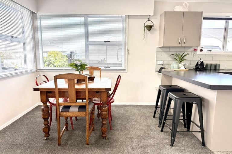 Photo of property in 45 Edinburgh Crescent, Waikiwi, Invercargill, 9810