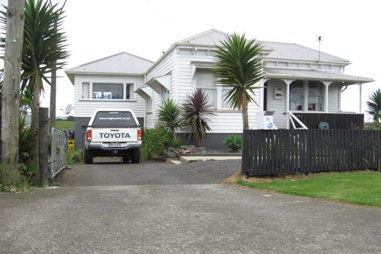Photo of property in 72 Pukaki Road, Mangere, Auckland, 2022