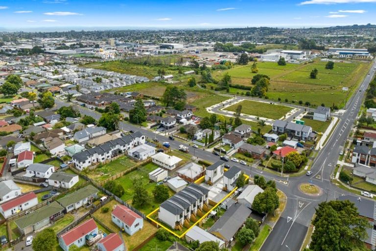 Photo of property in 133f Manuroa Road, Takanini, 2112